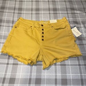 Universal Thread 12/31 high-waisted shorts NWT